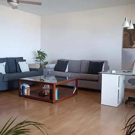 Ocean Views Apartment *